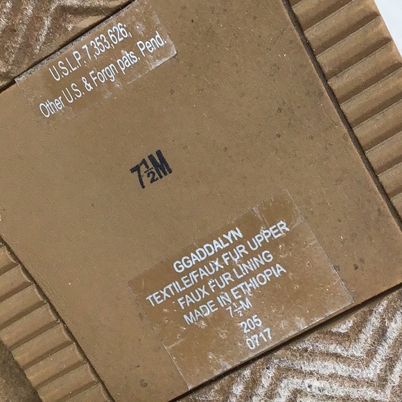 Guess Addalyn faux suede/fur lined booties 7.5 - Picture 10 of 11